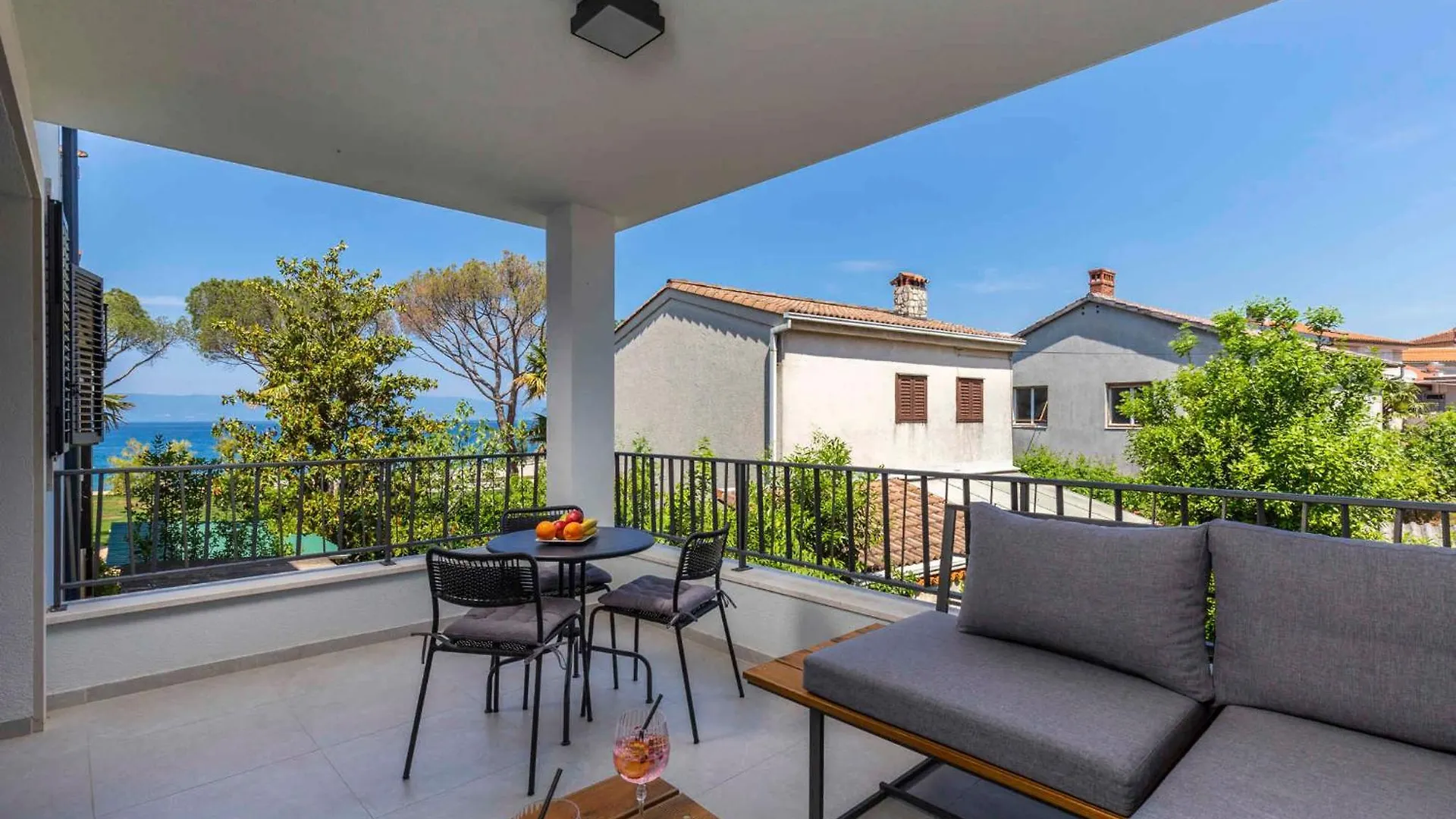 Apartments In Malinska - Insel Krk 53235